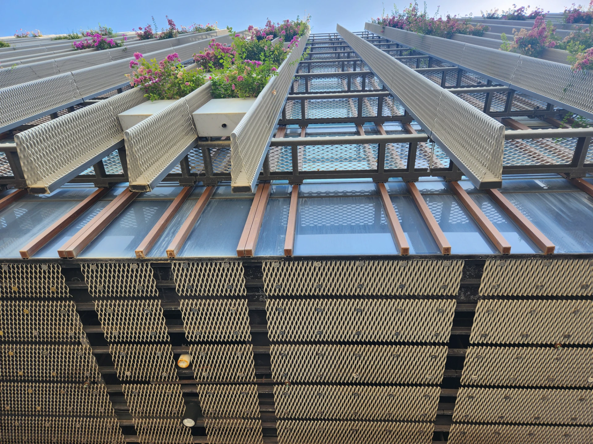 expanded metal mesh companies