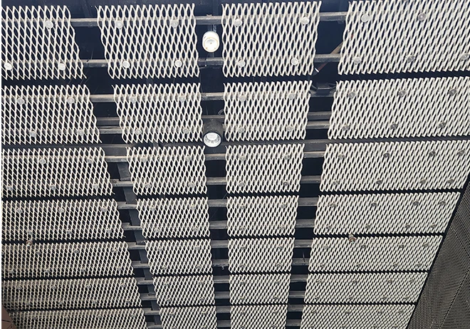 How Architectural Expanded Mesh Enhances Daylighting and Energy Efficiency