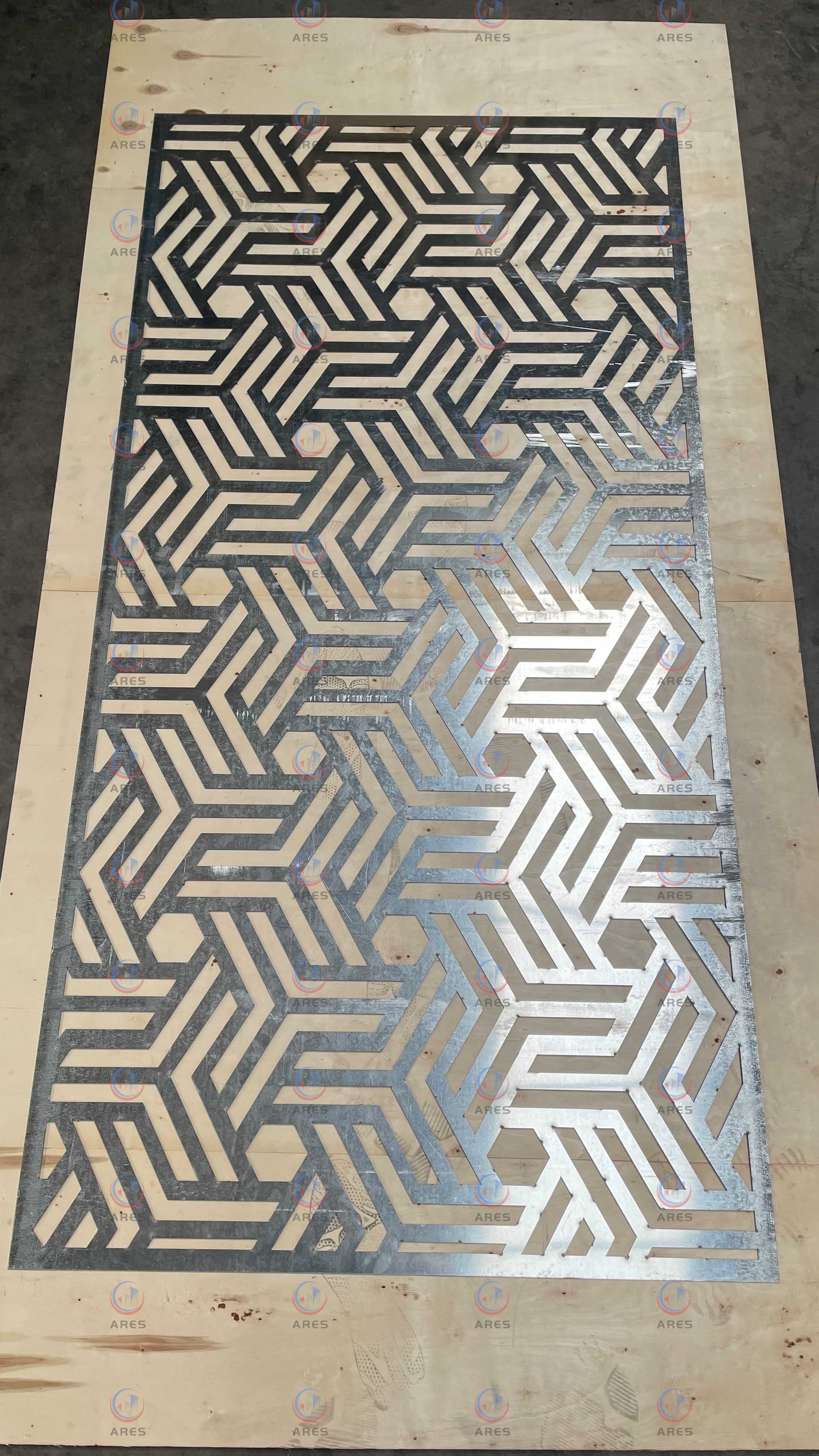 expanded metal mesh panels